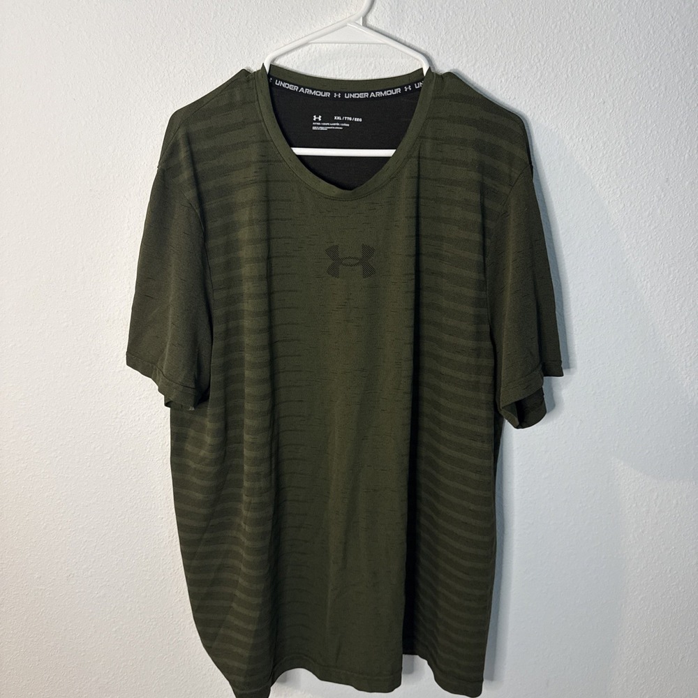 Mens Under Armour Fitted Seamless Center Logo Tee Olive Green